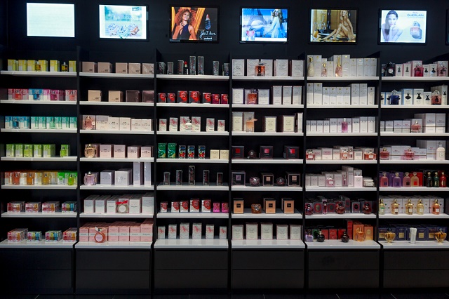Need a last-minute Valentine’s gift? New shop in Seychelles has high-end perfumes