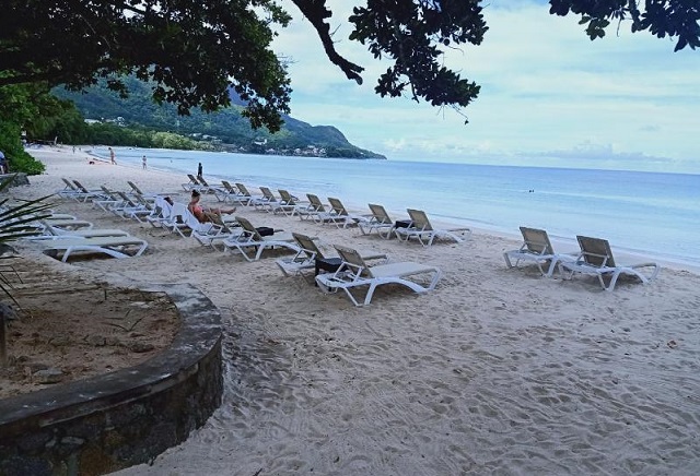 Authorities in Seychelles eye new controls on beach vendors renting umbrellas and sun beds