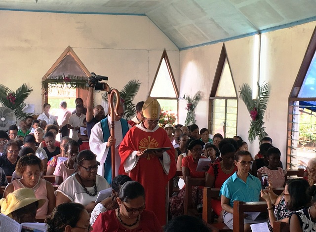 Seychelles and COVID-19: Catholic Church bans funerals, fewer passengers on buses, new public cleanings