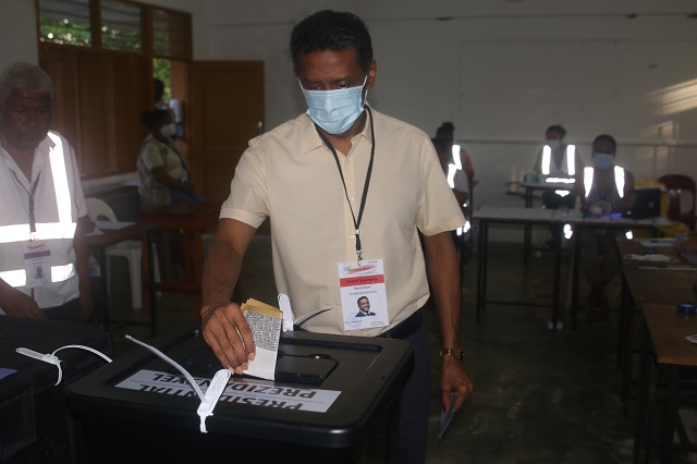 3 presidential candidates in Seychelles wish for fair, peaceful election