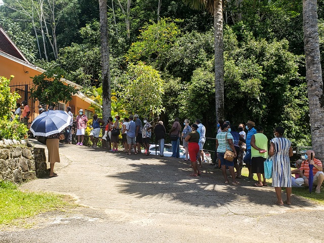 Seychellois residents over age 60 begin getting COVID vaccinations; big turnout shows high demand