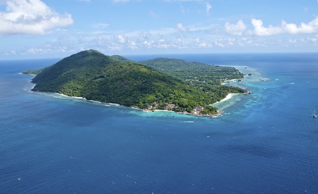 Seychelles halts construction of new tourism accommodation on La Digue after study