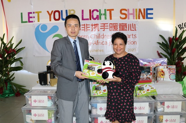 “Warm Children’s Heart”: Seychelles’ orphanage receives wide-ranging donation from China
