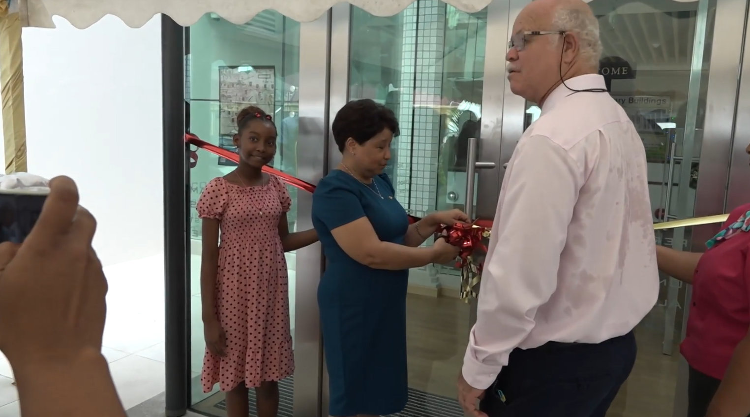 Bibliotek Nasyonal in ofisyelman ouver son laport