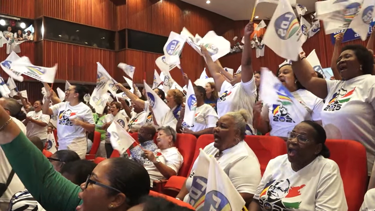 Prezidan Wavel Ramkalawan in felisit bann madanm pour zot rol e kontribisyon anver devlopman pei