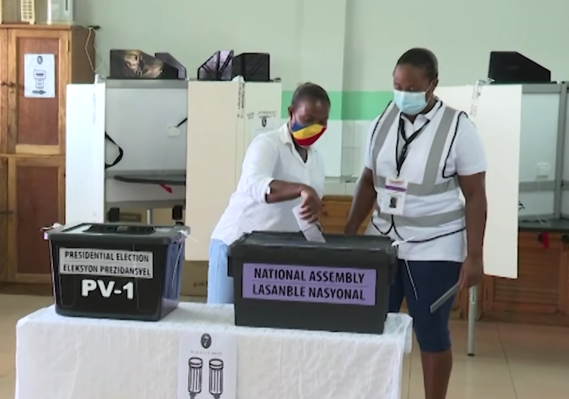 Biro Komisyon Eleksyon in sertifye rezis voter pou sa lannen