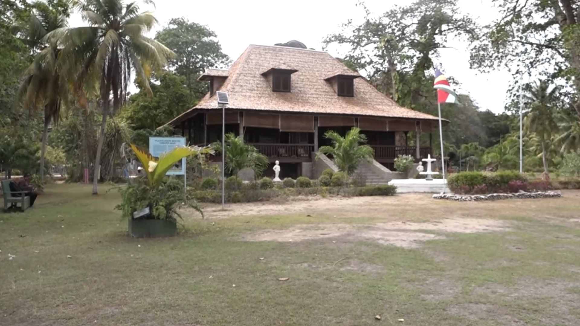 Konsern par bann operater biznes Linyon Estate, La Digue konsernan nouvo proze