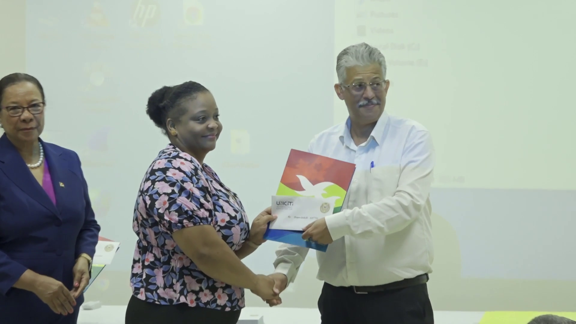 20 etidyan ganny aksepte pour degre ‘Nursing’ avek Liniversite Swansea