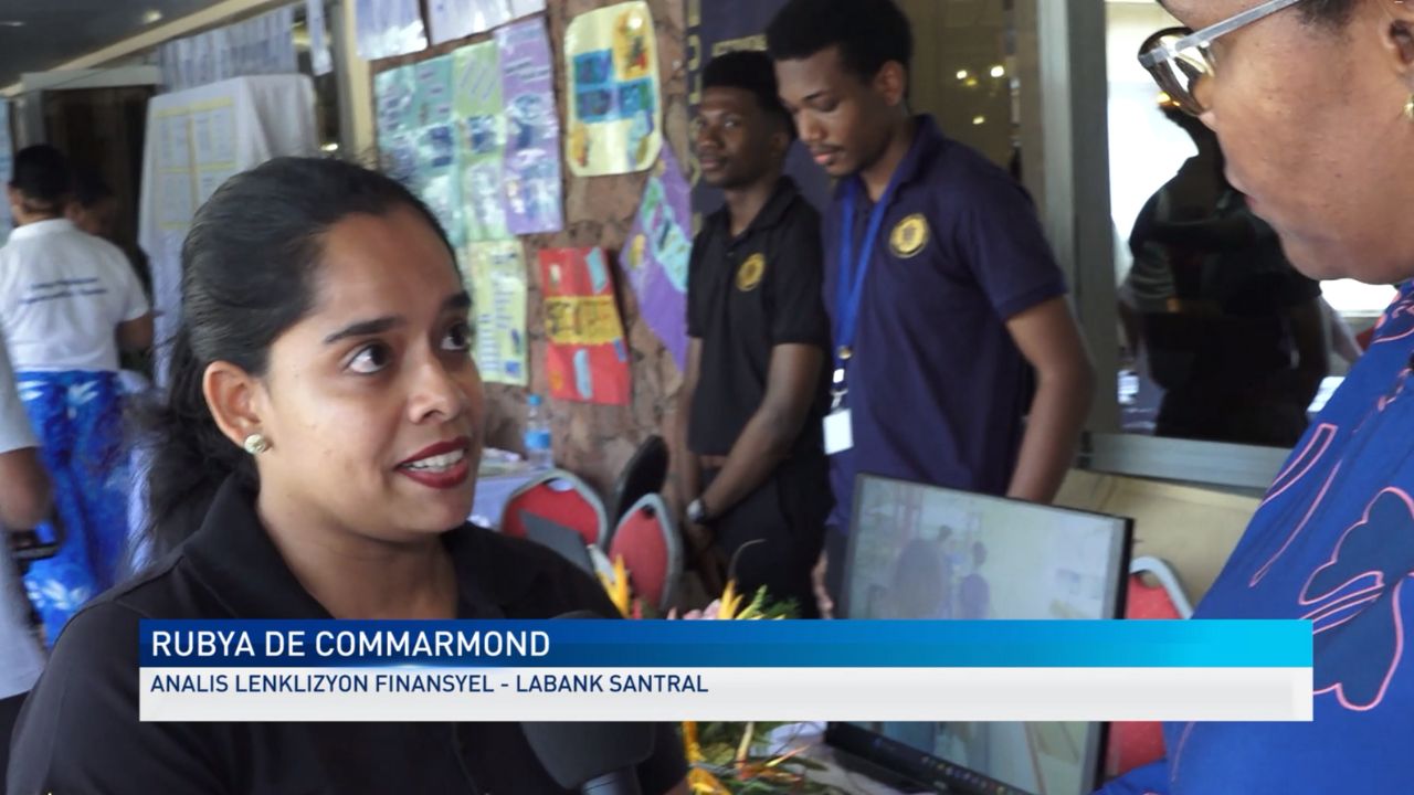 Salon lengwistik e savwar fer in safwasi fer dan zalantour sant konferans enternasyonal.