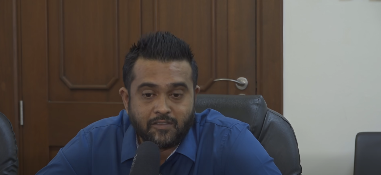 STC in anonse ki in fer vini 10 konntener zouzou