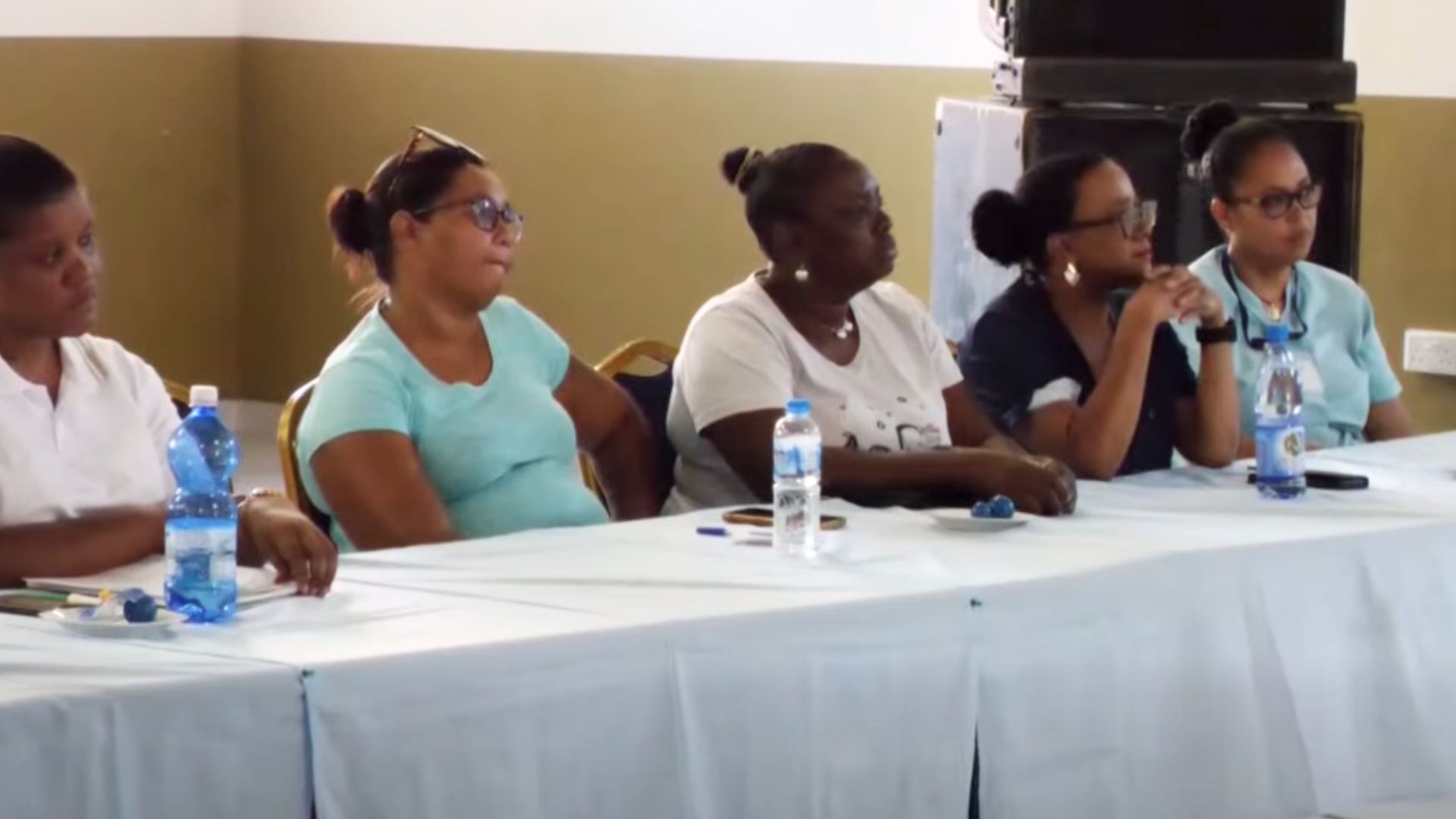 Pour komemor Lazournen Dyabet, Minister Lasante in organiz en sesyon avek bann reprezantan dan diferan lorganizasyon travay dan sekter prive e piblik lo Praslin