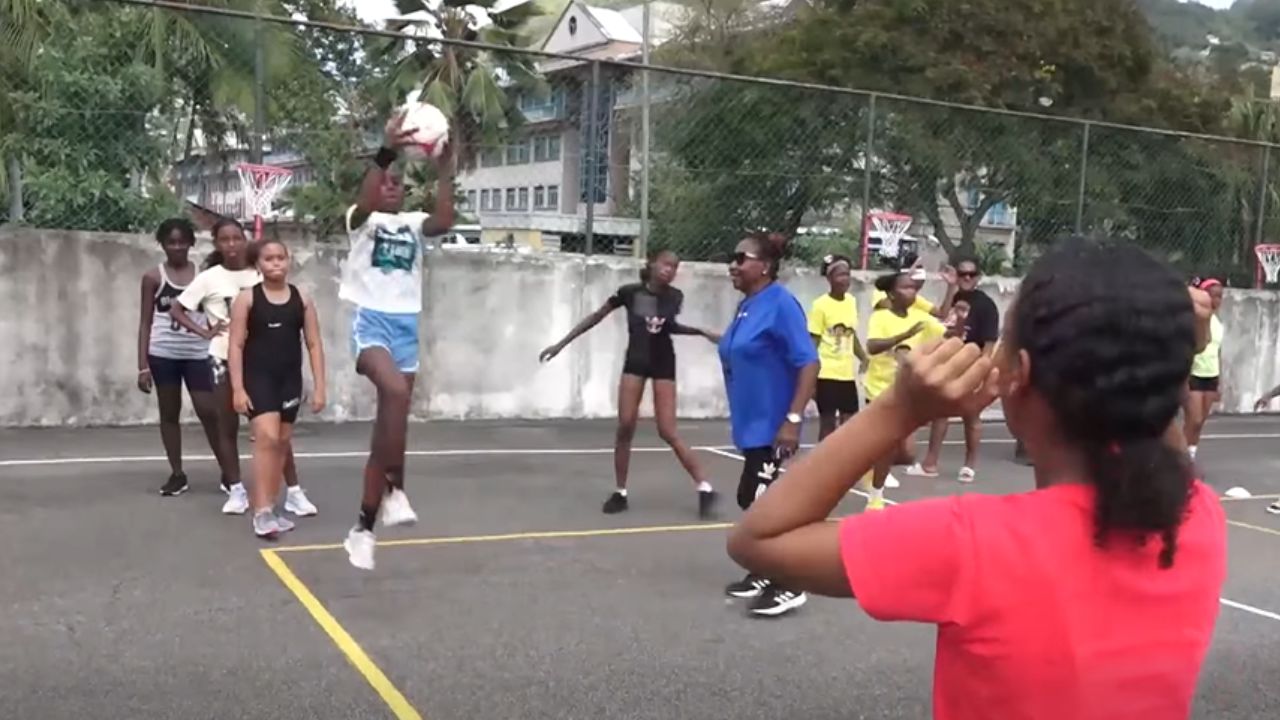 En ‘netball jamboree’ ti ganny organize par lasosiasyon sa sport