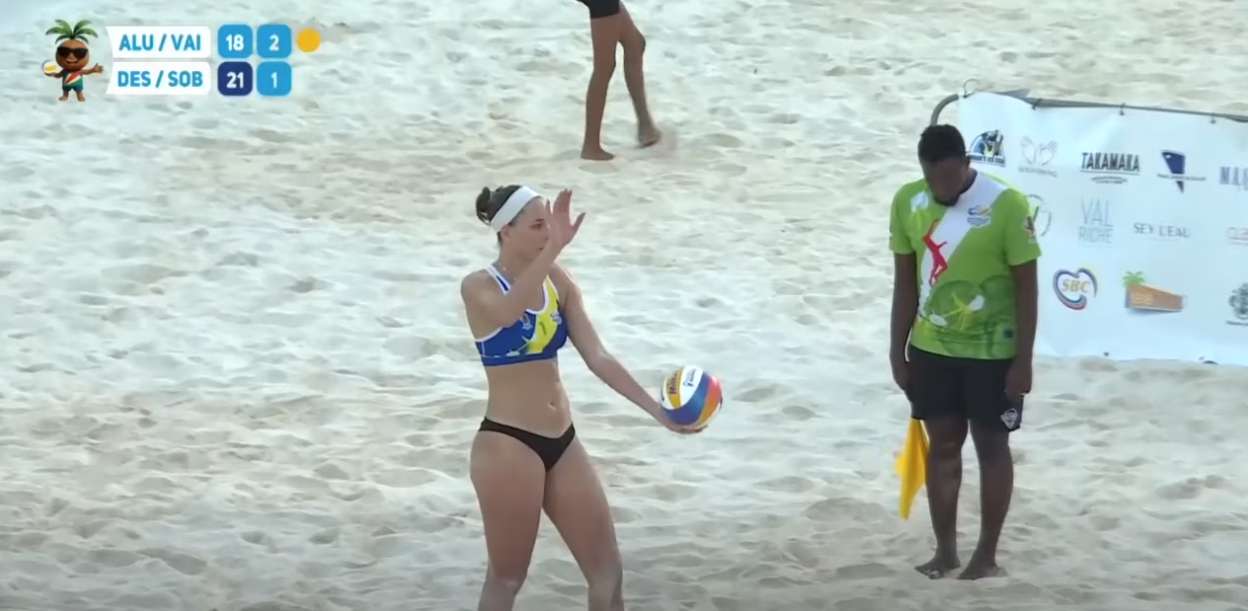 Dan Beach Volleyball, Vandredi le 12 Desanm, ti premye lazournen konpetisyon enternasyonal ‘Exhibition Cup’.