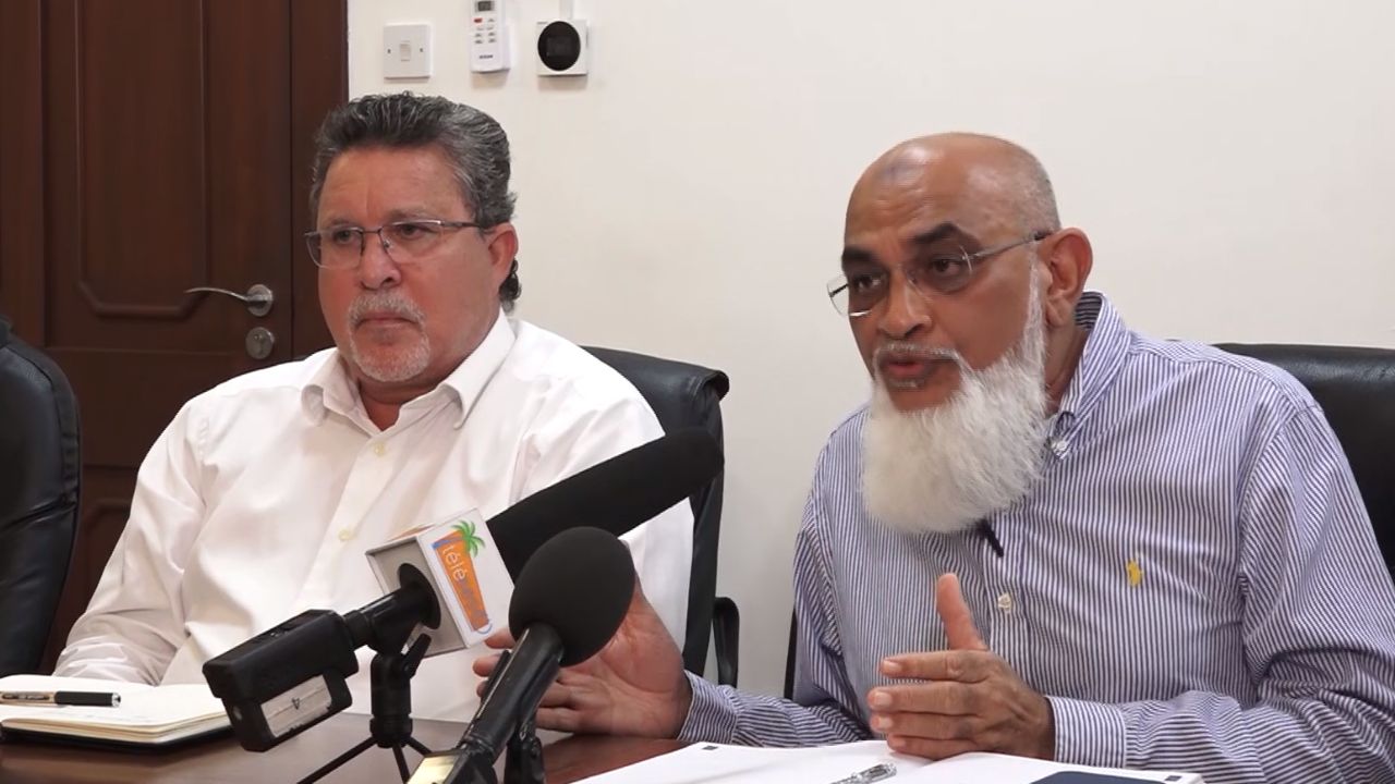 Rezon lo akoz ki gouvernman in pran desizyon pou retir Ashik Hassan dan son pozisyon konman Sef Egzekitif STC.