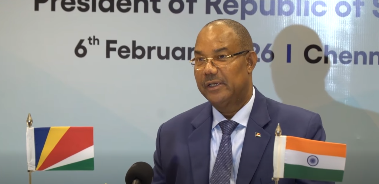 Komers e lenvestisman ant Sesel ek Lenn