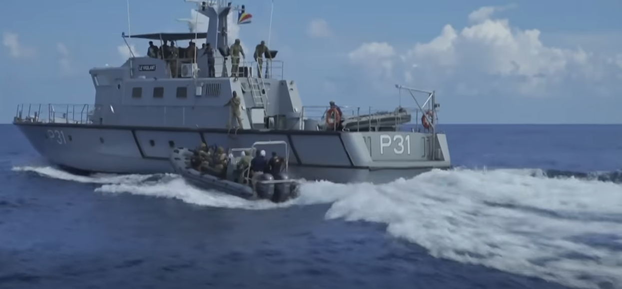 Legzersis Cutlass Express