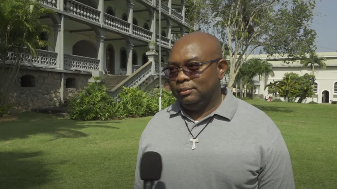 Per Landry Rasamison i nouvo levek Dyosez Por Victoria