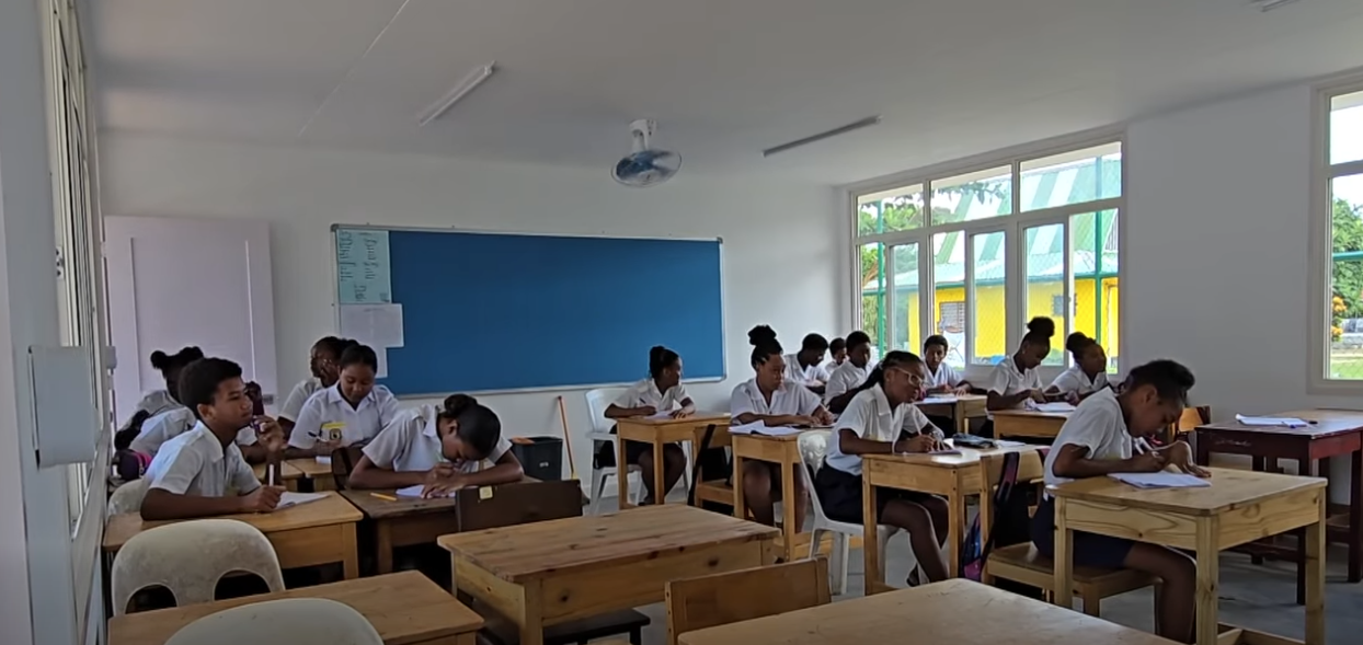 Premye zour lekol La Digue