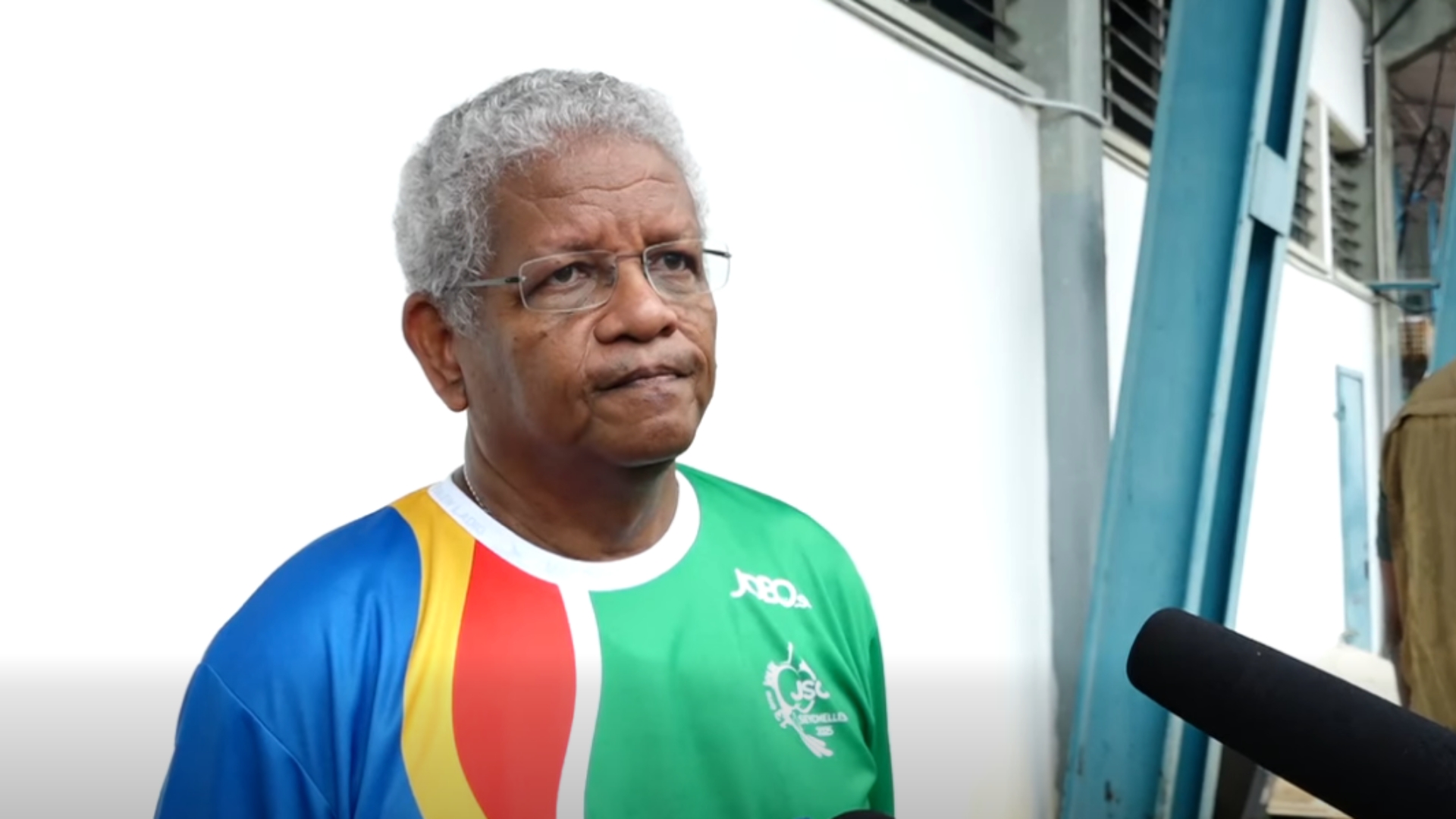 Lakor pou konstriksyon lotel lo zil Assomption par bann devloper katari ti sinyen pandan letan gouvernman prezidan Ramkalwan.