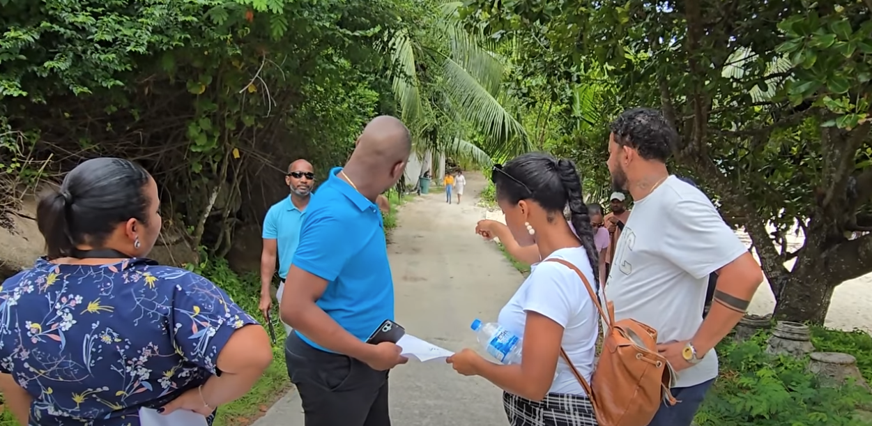 En nouvo propozisyon pe ganny diskite lo ki mannyer semen Anse La Blague vizavi pti lans pou ganny fer.