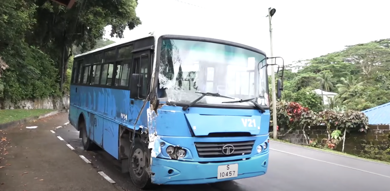 2 bis SPTC i’n enplike dan en aksidan ki’n arive dan ver 12er15, La Misère, ozordi.