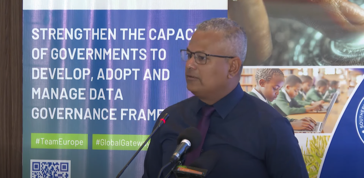 Depi Lendi, ekspert pei manm (SADC), pe partisip dan en foronm lo gouvernans ‘data’.