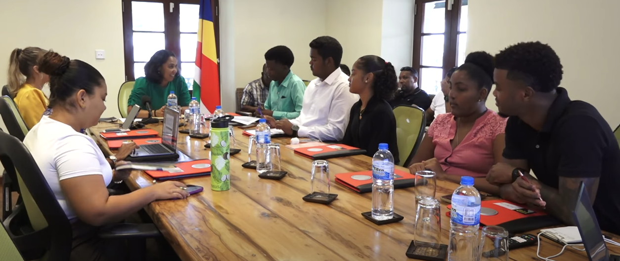 ‘Youth Empowerment Council’ in organiz zot premye rankont