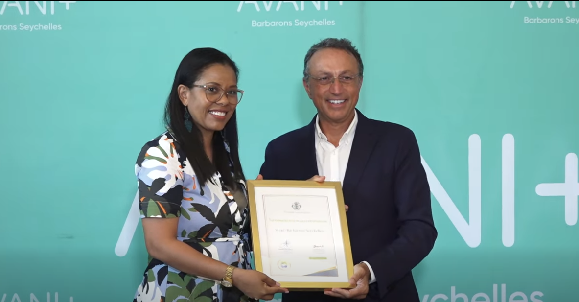 ‘Avani + Barbaron Seychelles Resort’ klasifikasyon 5 zetwal