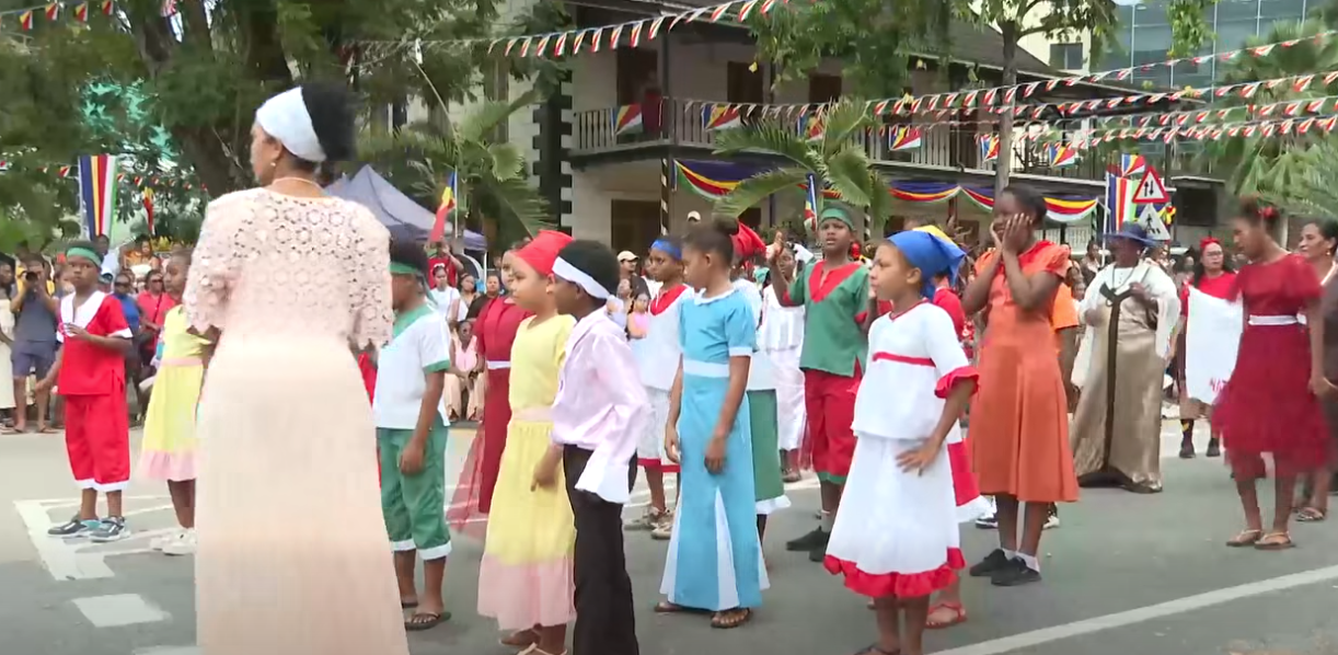Karnaval Zanfan.
