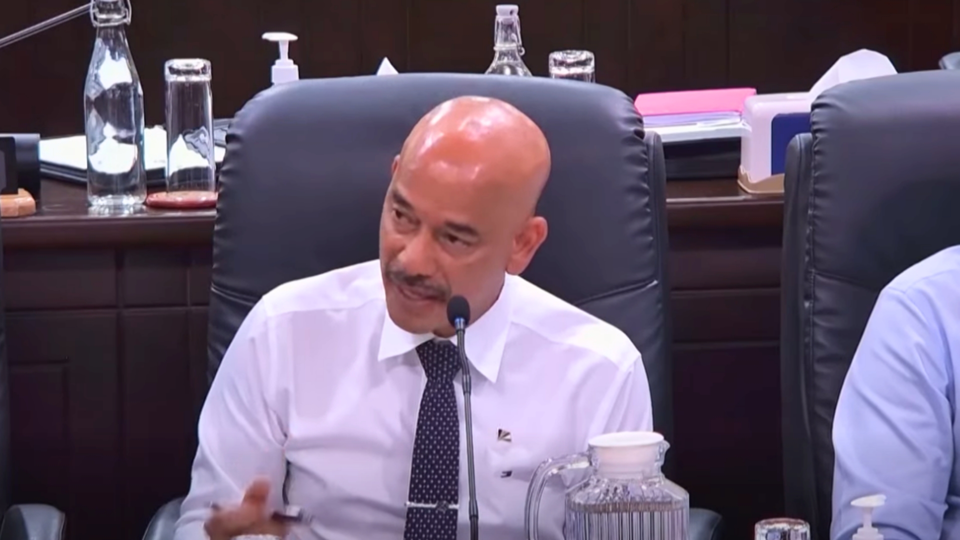 Minis pour Ledikasyon ek Devlopman Resours Imen, David Pierre i dir ki son minister i adres problenm konportman anti sosyal Minis pour Ledikasyon ek Devlopman Resours Imen, David Pierre i dir ki son minister i adres problenm konportman anti sosyal