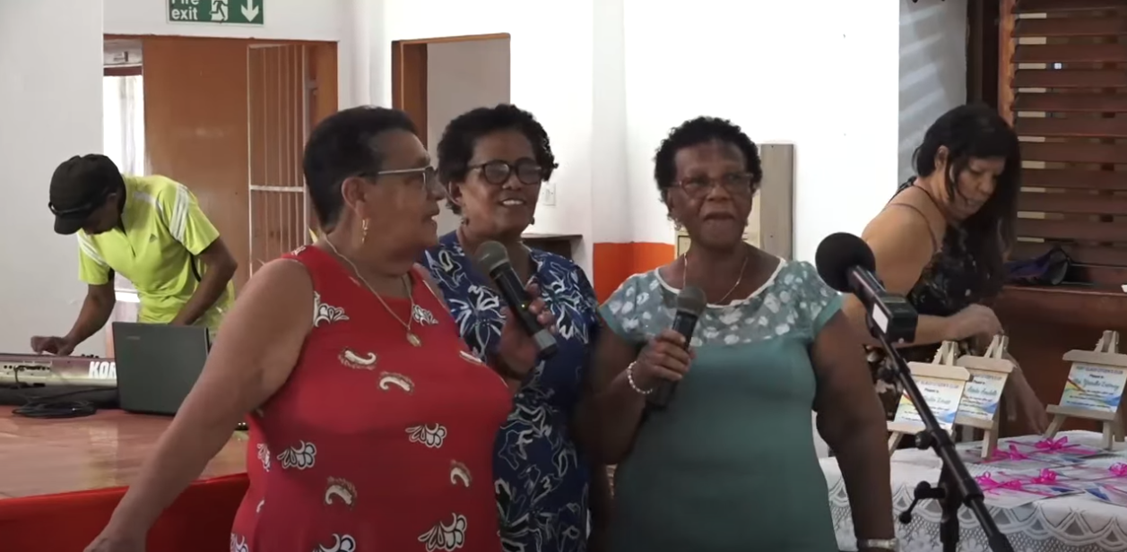 Komite trwazyenm az dan distrik i aprezan annan en nouvo striktir. Sa se pou asire ki konsern, lide e laspirasyon trwazyenm az i ganny plis latansyon. Komite trwazyenm az dan distrik i aprezan annan en nouvo striktir. Sa se pou asire ki konsern, lide e laspirasyon trwazyenm az i ganny plis latansyon.