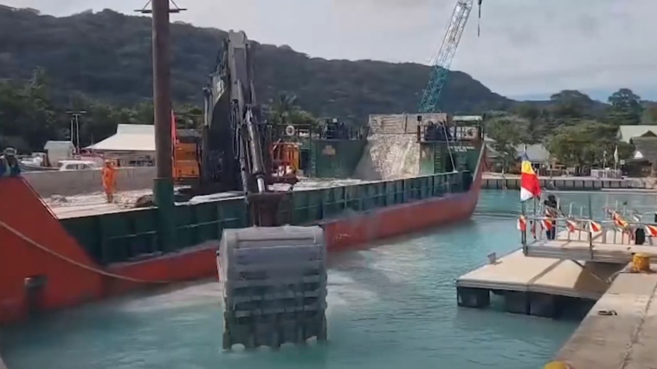 Lotorite Por pe fer larantre lasose La Passe La Digue pli profon.
