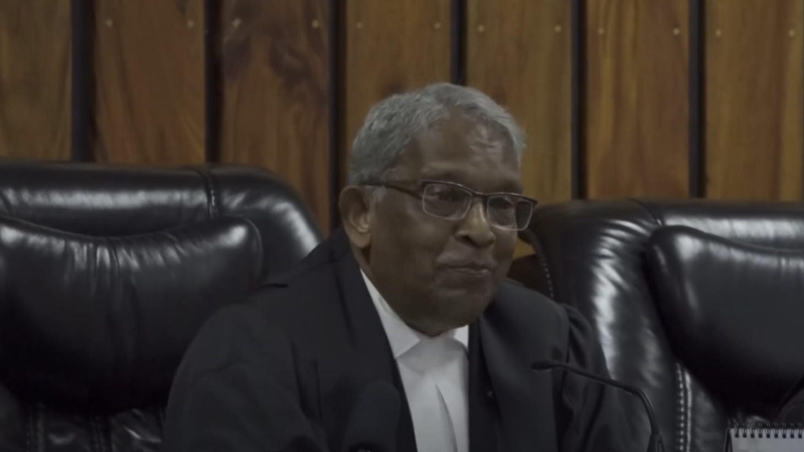 Ziz Anthony Fernando kin Prezidan Lakour Dapel depi Zen 2020 in fer son dernyen ladres