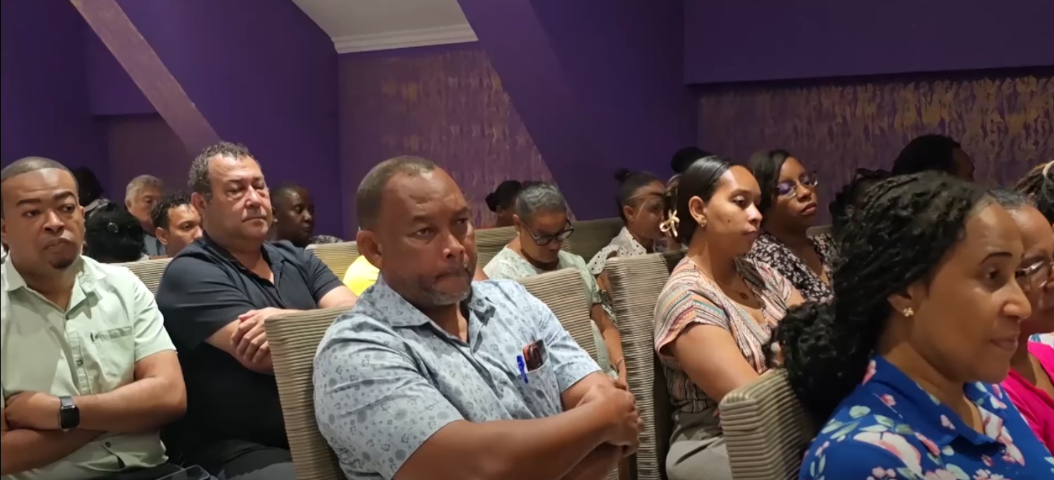 Konferans travayer lasante lo Praslin ek La Digue Konferans travayer lasante lo Praslin ek La Digue